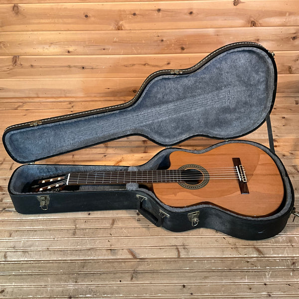 Alvarez AC65CE Acoustic Guitar USED - Natural