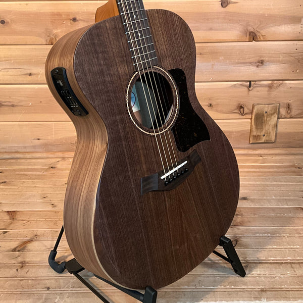 Taylor Academy 22e Acoustic Guitar - Natural