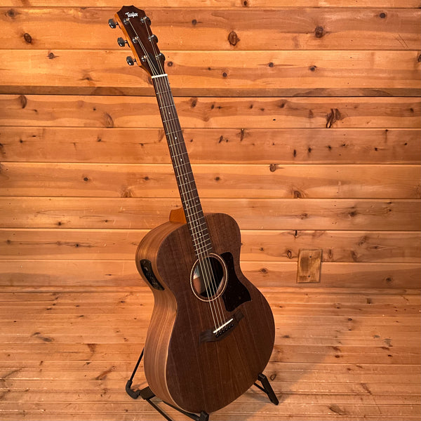 Taylor Academy 22e Acoustic Guitar - Natural