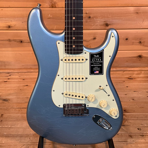 Fender American Ultra Luxe Vintage 60's Stratocaster Electric Guitar - Ice Blue Metallic