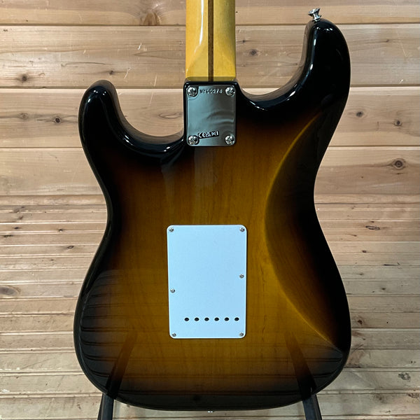 Fender 70th Anniversary American Vintage II 1954 Stratocaster Electric Guitar - 2-Color Sunburst