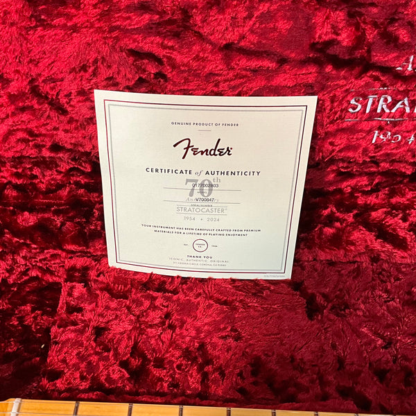 Fender 70th Anniversary American Vintage II 1954 Stratocaster Electric Guitar - 2-Color Sunburst