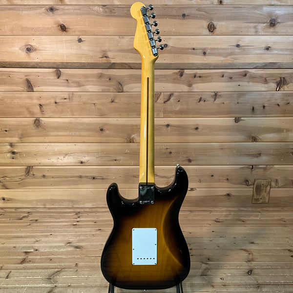 Fender 70th Anniversary American Vintage II 1954 Stratocaster Electric Guitar - 2-Color Sunburst