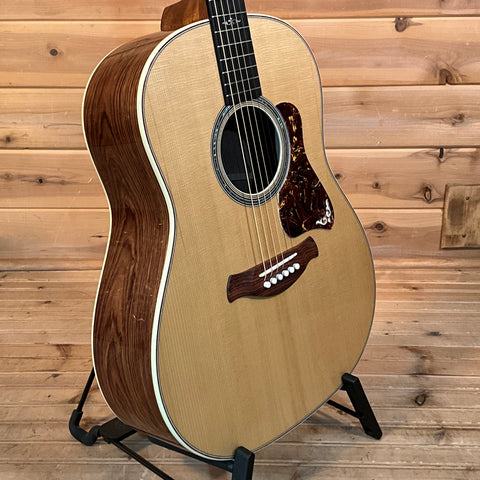 Taylor Gold Label 817e Acoustic Guitar - Natural