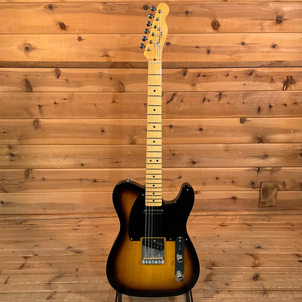 Fender Custom Shop 1951 Nocaster Electric Guitar USED - 2 Color Sunburst