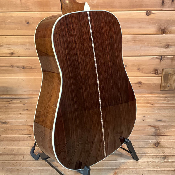 Martin D-28 Acoustic Guitar - Natural