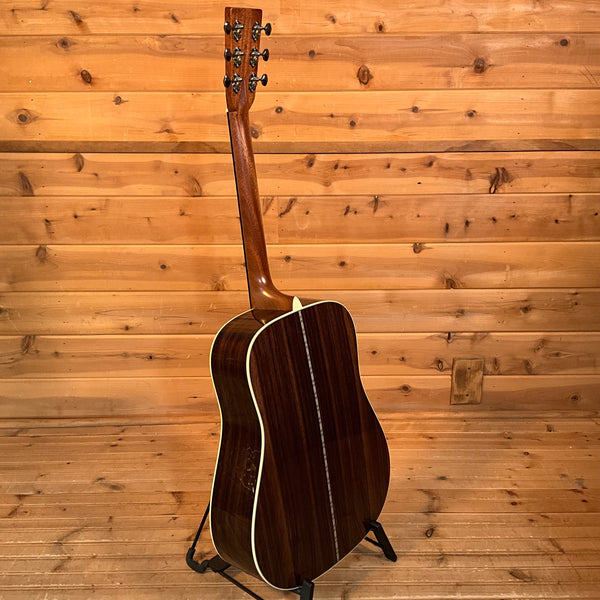 Martin D-28 Acoustic Guitar - Natural