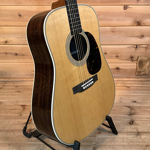 Martin D-28 Acoustic Guitar - Natural