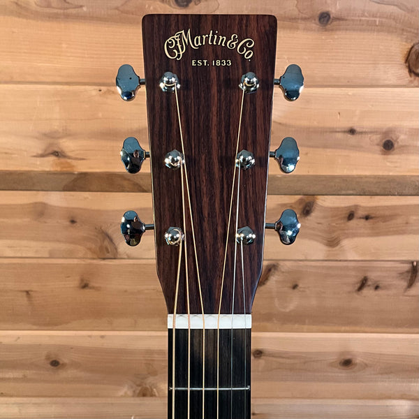 Martin 000-18 Acoustic Guitar - Natural