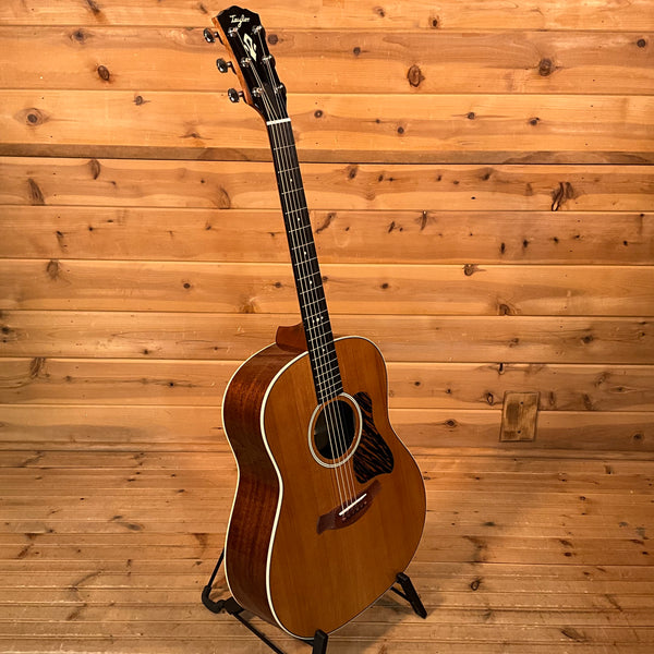 Taylor Gold Label 517e Acoustic Guitar - Natural