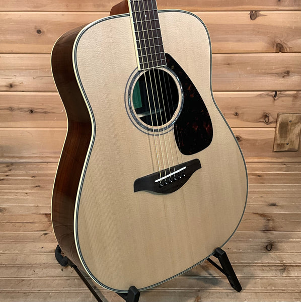 Yamaha FG830 Dreadnought Acoustic Guitar - Natural