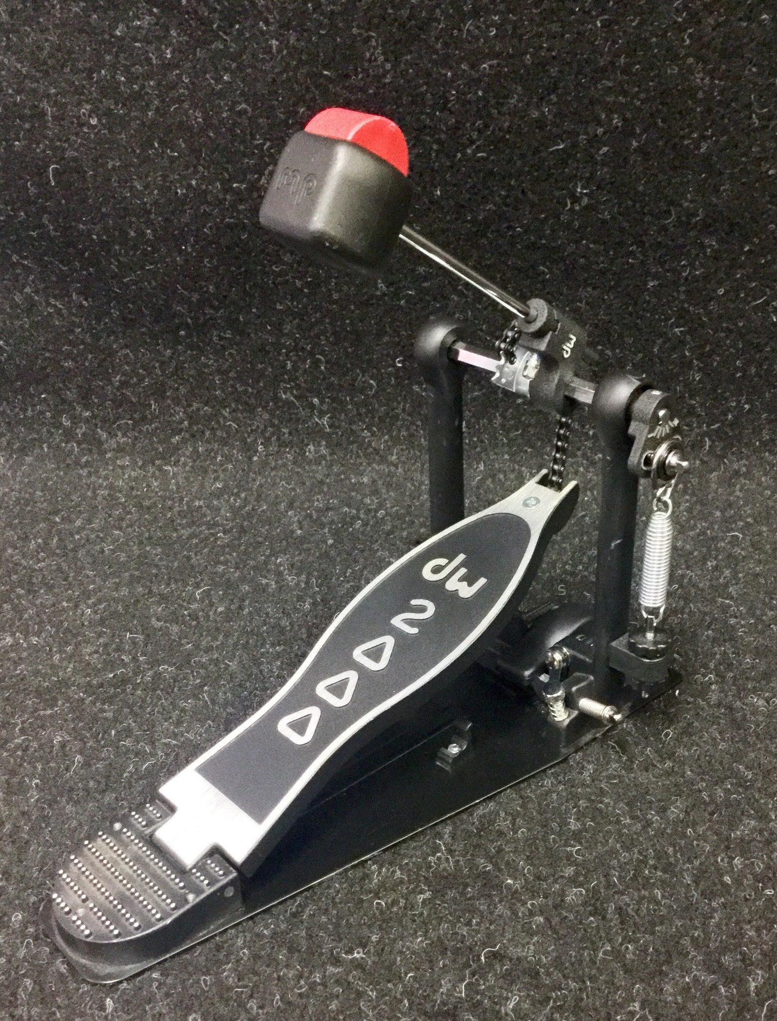 DW 2000 Single Bass Drum Pedal Huber Breese Music