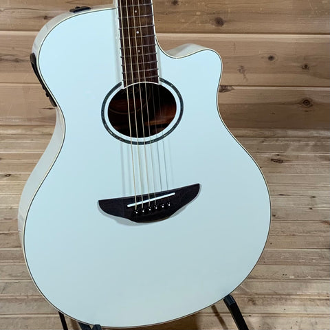 Yamaha APX600 Thinline Acoustic Guitar - Vintage White
