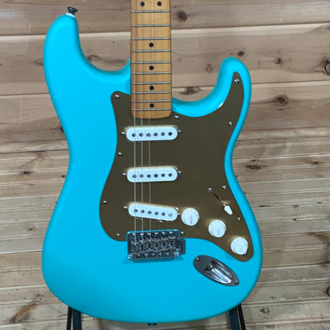 Squier 40th Anniversary Stratocaster Vintage Edition Electric Guitar - Satin Sea Foam Green