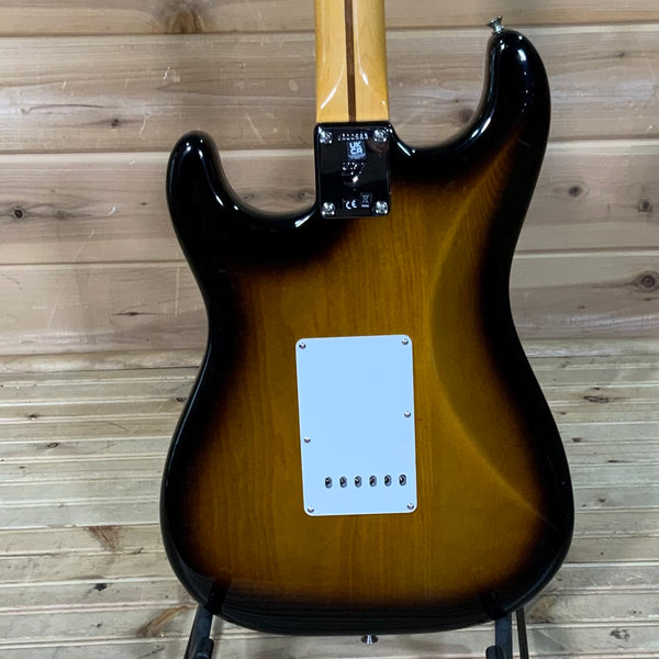 Fender Stories Collection Eric Johnson 1954 “Virginia” Stratocaster Electric Guitar - 2 Color Sunburst