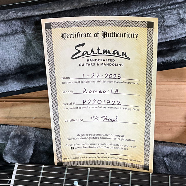 Eastman Romeo-LA Electric Guitar - Celestine Blue