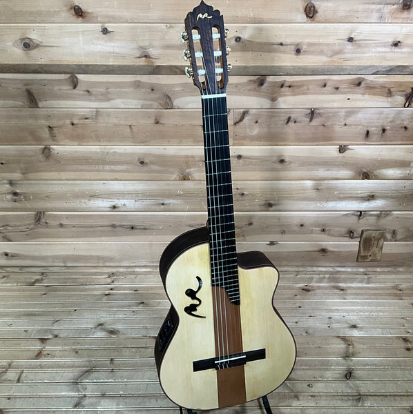 Manuel Rodriguez MODEL B CUT CAFÉ OLE Classical Guitar - Natural