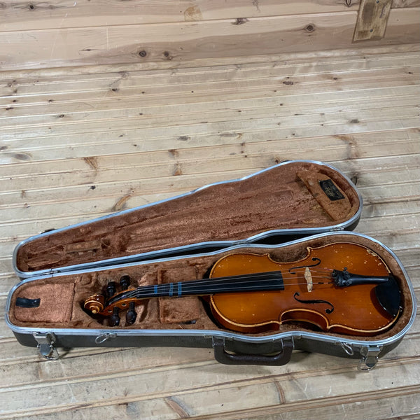 Lewis & Son Model 100 1/2 (1/2 Size) Violin USED