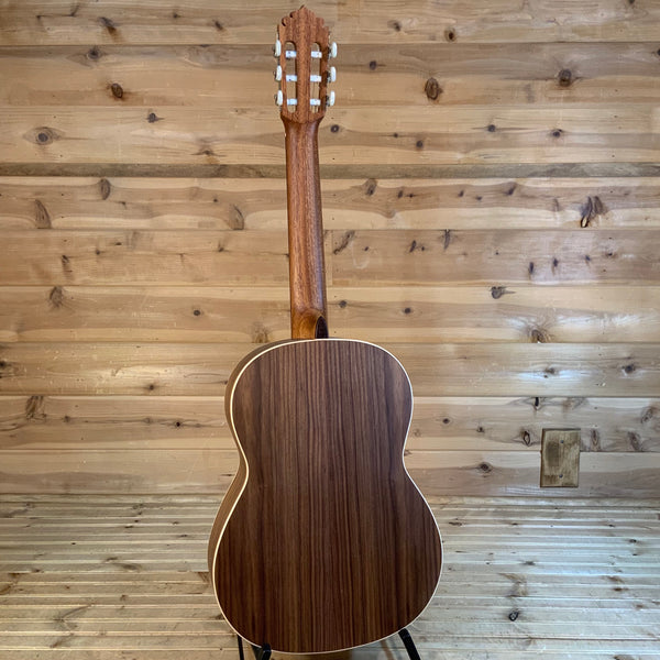 Manuel Rodriguez Caballero 11 Classical Guitar - Natural