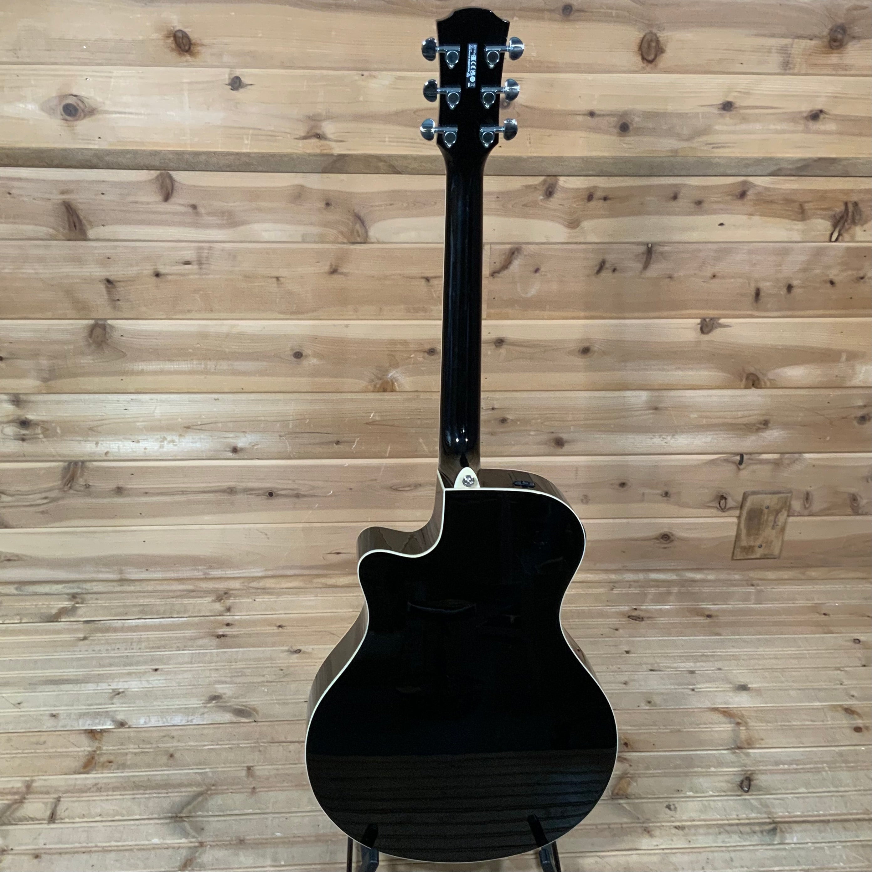 Yamaha APX600 Acoustic-Electric Guitar - Black COMPLETE GUITAR BUNDLE