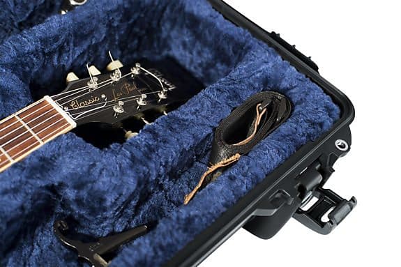 Gator GWP-LP Titan Series Waterproof Single Cutaway Guitar Case